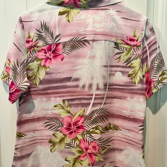 Tommy Bahama ladies shirt size medium 100% silk summer casual lightweight chic - Picture 3 of 7